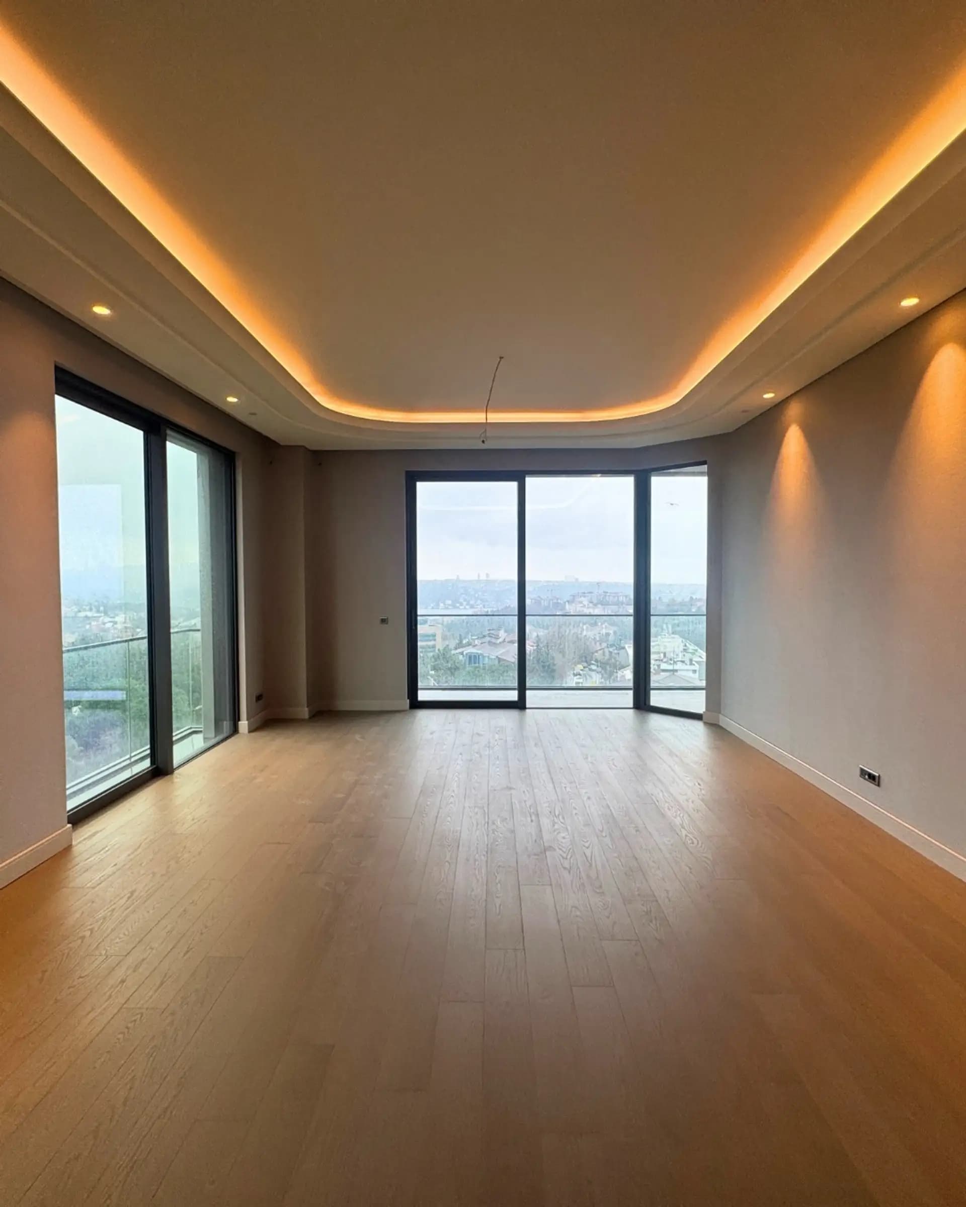 Balmumcu'da Kesintisiz Boğaz Manzaralı Satılık 3+1 Daire 