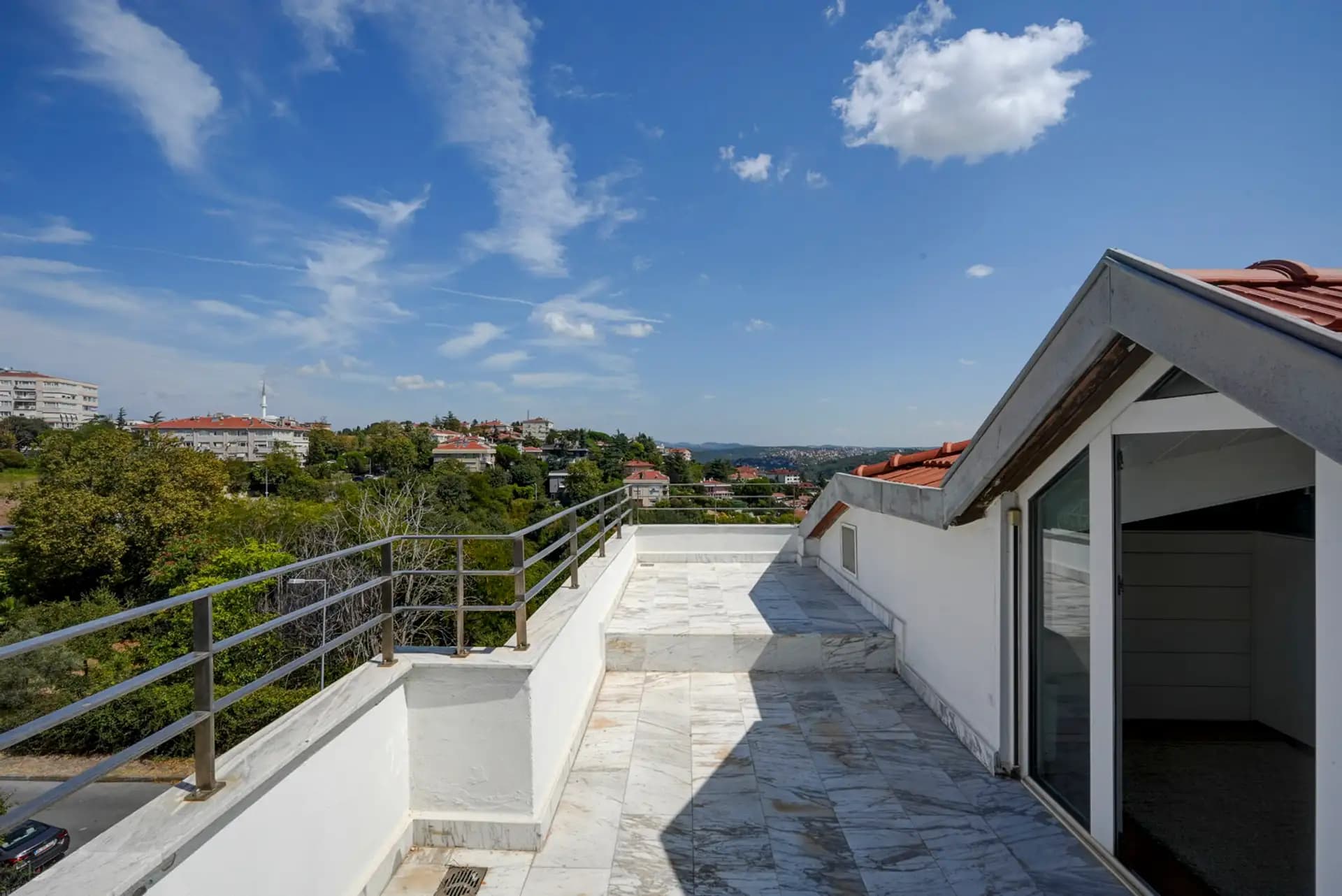Bebek Yokusu Özenli Sokak 650m2 Boğaz Manzaralı Özel Villa /LUX
