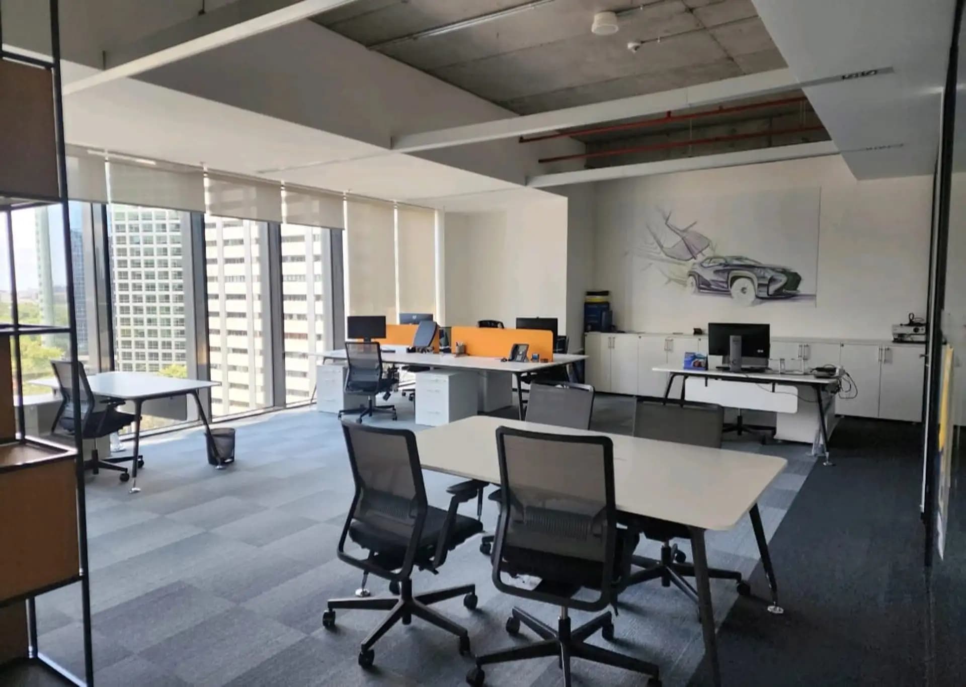 Maslak A Plus Plazada 640m2 Dekorasyonlu Kiralık Ofis 